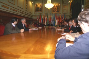 La Plataforma por las Infraestructuras se mantendrá «expectante»