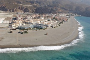 calahonda pueblo y playa-w1024-h1024
