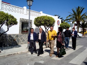 Puntalón renueva su acerado gracias al trabajo del Servicio de Mantenimiento de Anejos