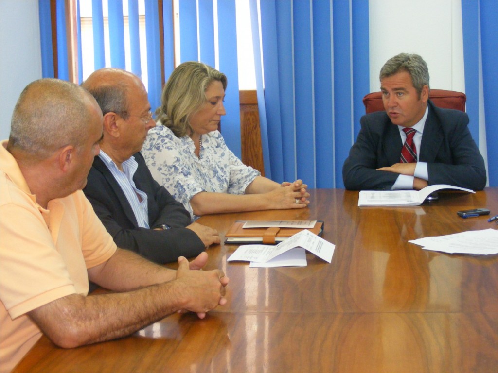 Reunión del Grupo Popular de Mancomunidad Costa Tropical-w1289-h1289