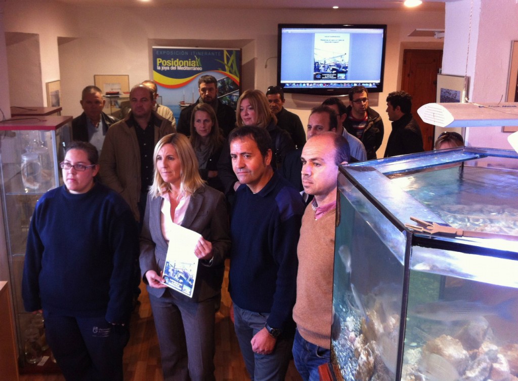 El PSOE muestra su apoyo a la Plataforma creada para salvar el Centro de Desarrollo Pesquero