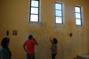 CONCEJALAS CAMBIO VENTANAS HUMEDADES CAPILLA CEMENTERIO -w1280-h1280
