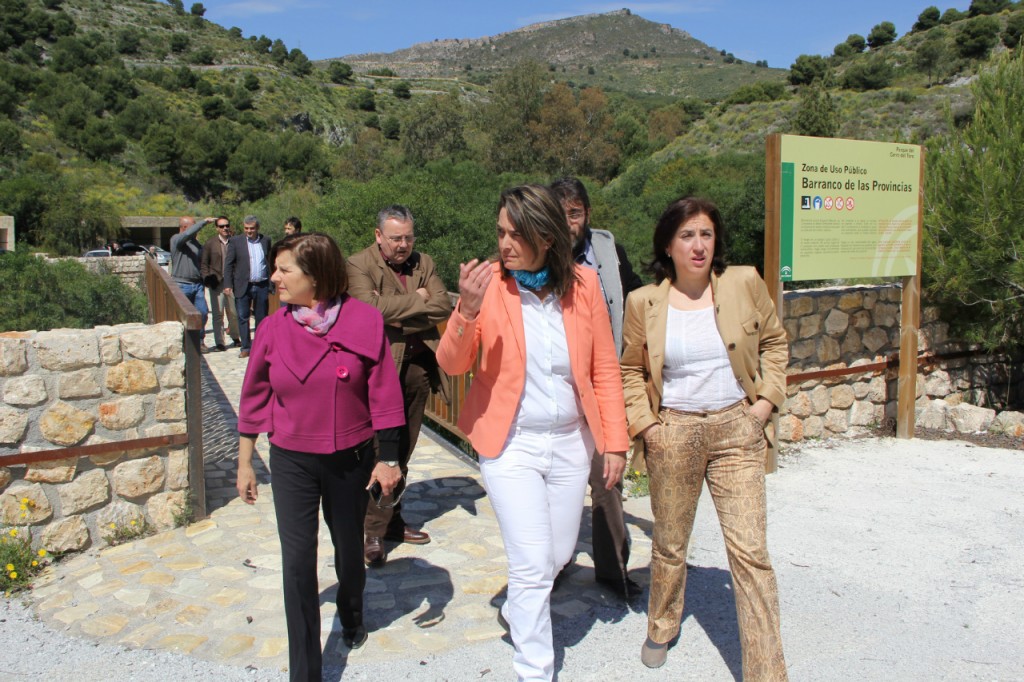 Ma José Luisa y Sandra Cerro del Toro-w1280-h1280