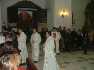 Enmanuel Vega nuevo sacerdote2