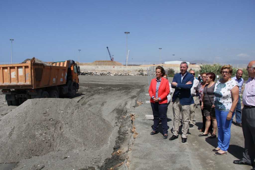Visita playa azucenas con vecinos (2)-w1208-h1200
