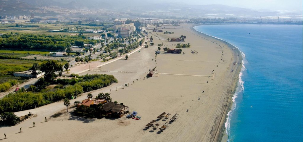 Imagen aérea de las playas de Motril