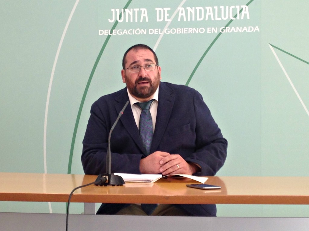 EL DELEGADO DE EDUCACIÓN, GERMÁN GONZÁLEZ, EN RUEDA DE PRENSA
