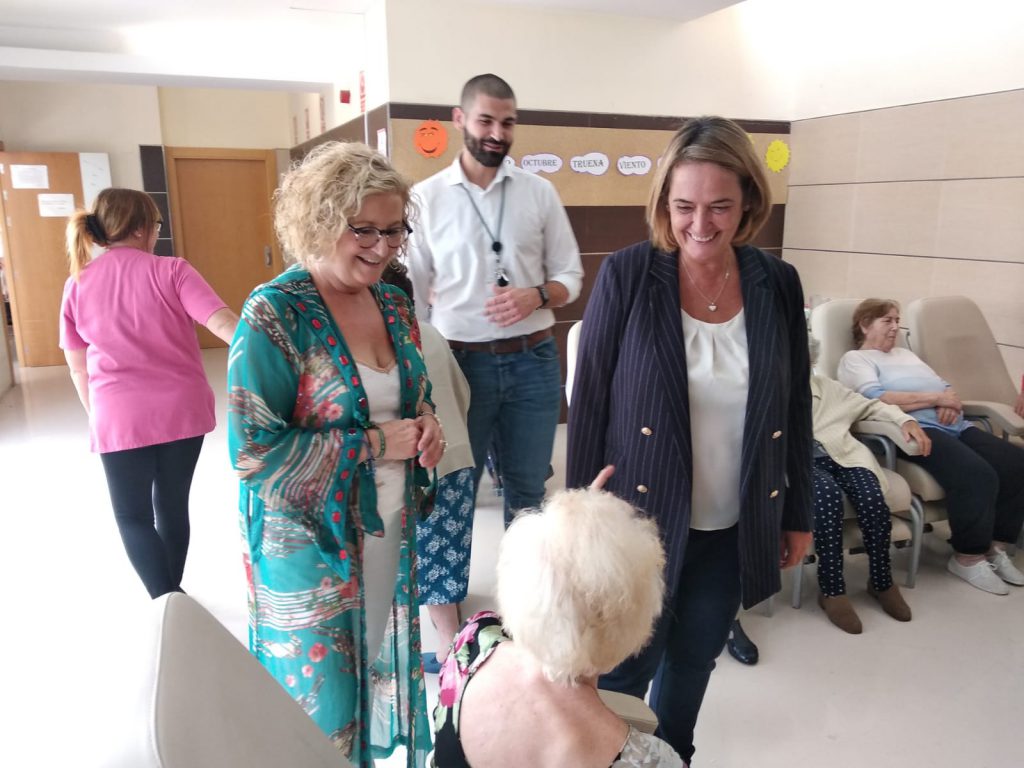 Motril pondrá en marcha nuevos programas para mejorar el bienestar de las personas mayores