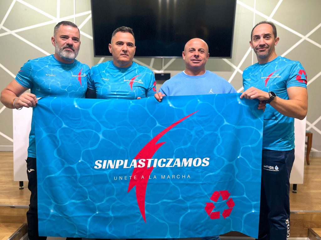 SinPlasticZamos recorrerá más de 1.500 kilómetros de costa para concienciar sobre el uso responsable del plástico