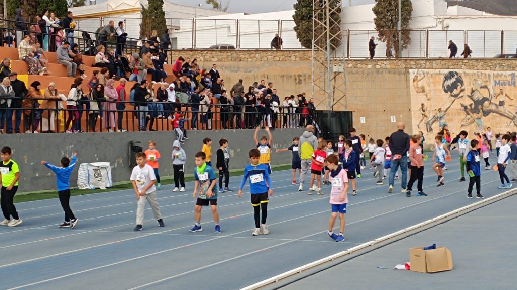 Primera semifinal de los XXVIII Juegos Escolares de Atletismo en Pista, primer evento del XIV Premio Campos de Granada