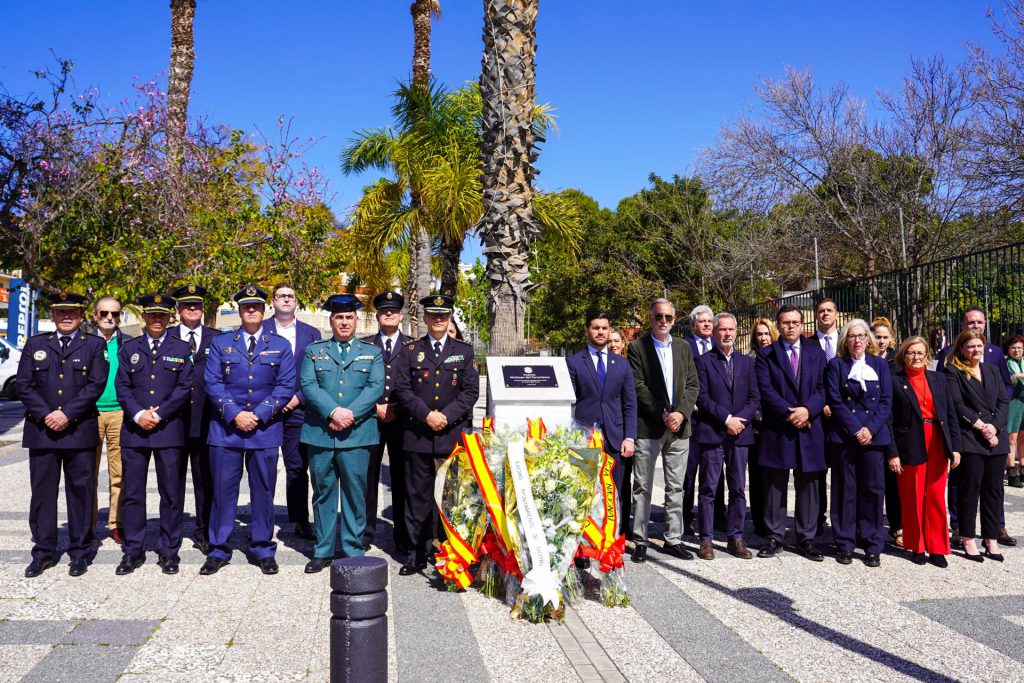 Motril conmemora el Día Europeo de las Víctimas del Terrorismo con un acto institucional de homenaje y recuerdo