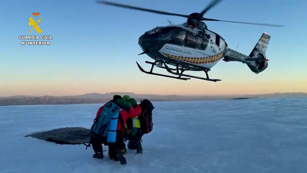 La Guardia Civil realiza tres rescates en: Capileira, Otívar y Güéjar Sierra